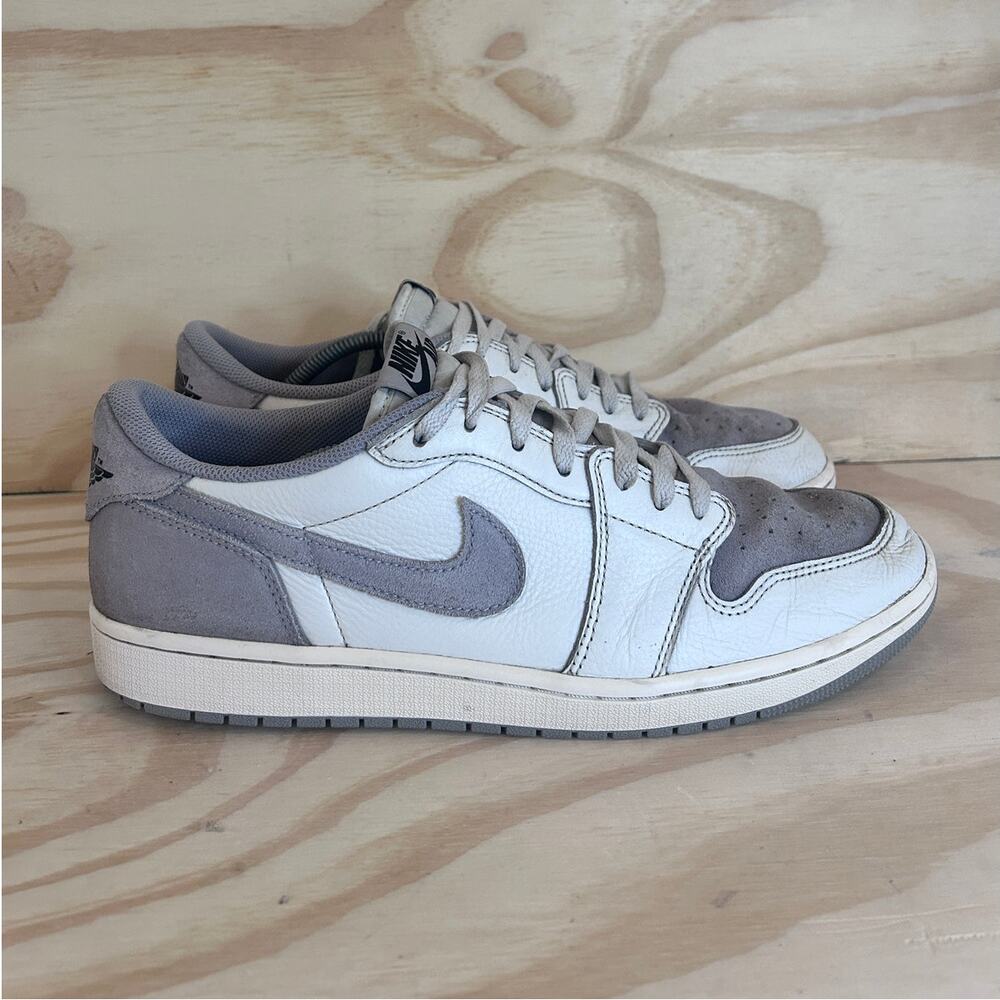 Nike -Air Jordan 1 Retro Atmosphere Gray -Sneakers -White -Men's -13- CZ0790-101